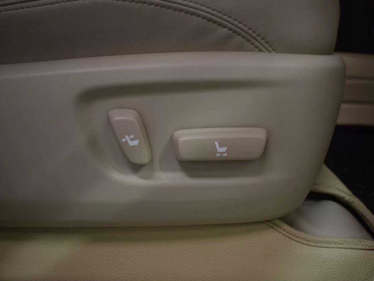 Toyota Land Cruiser Prado с пробегом — 2020 год. Фото: #25