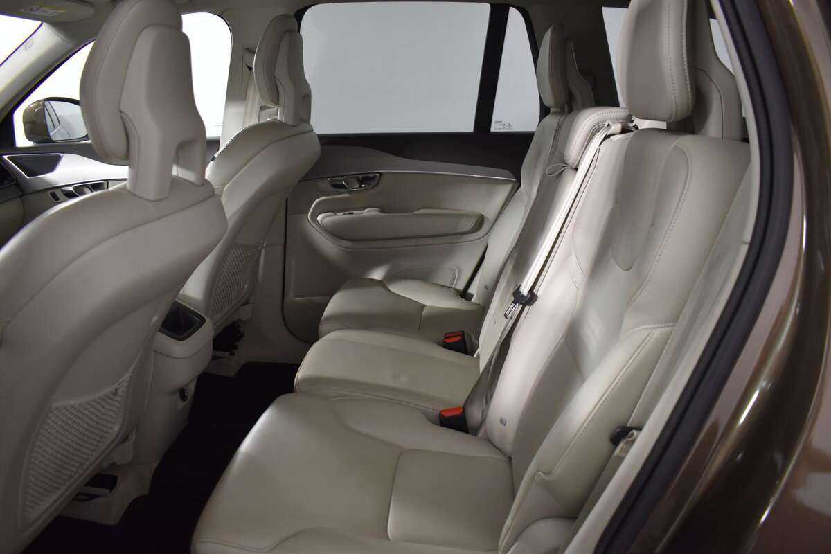 Volvo XC90 с пробегом — 2015 год. Фото: #7