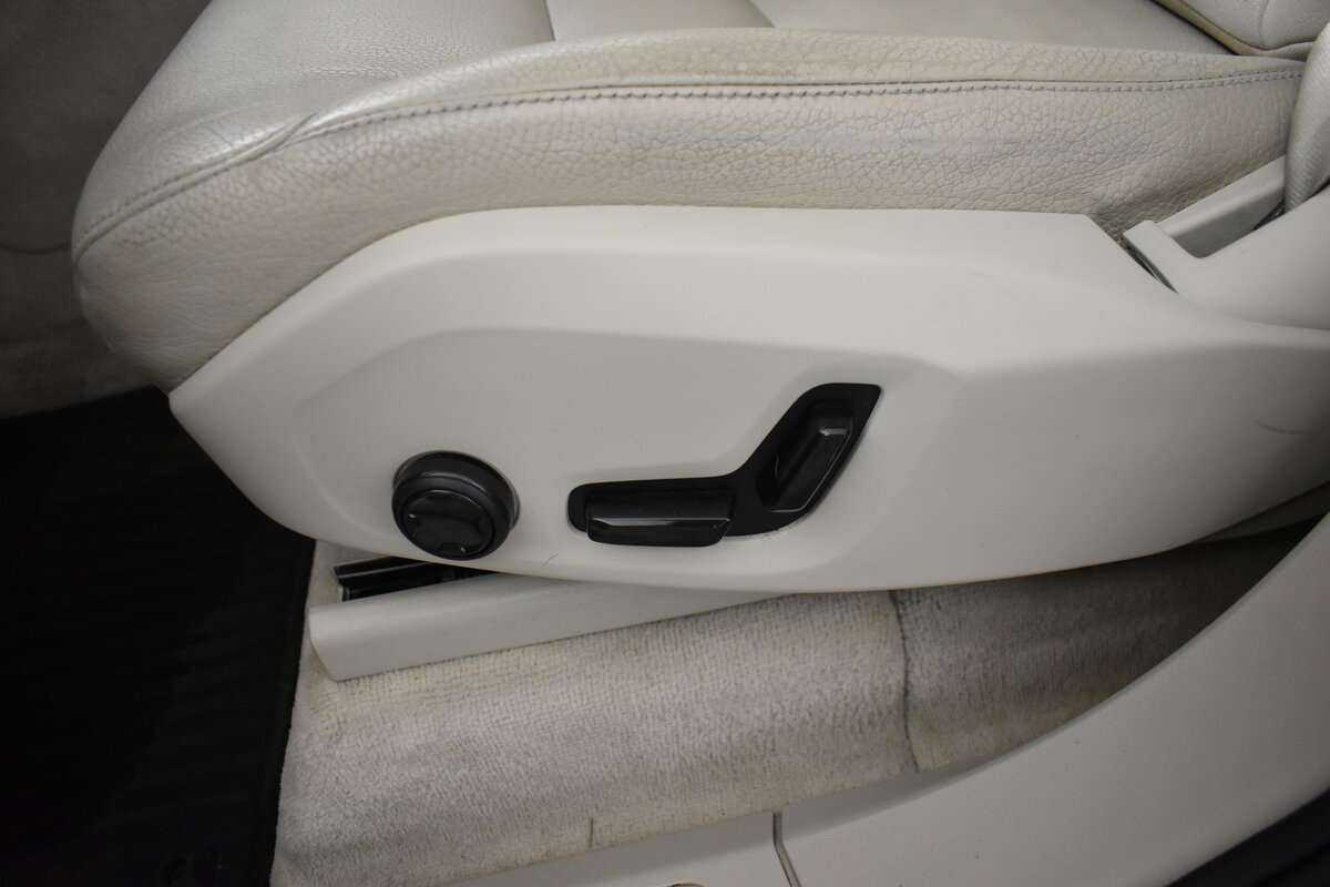 Volvo XC90 с пробегом — 2015 год. Фото: #10