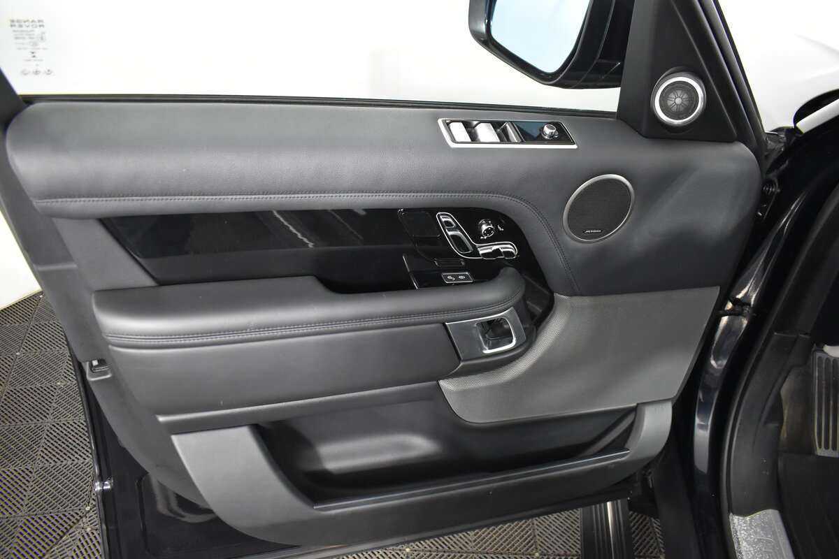 Land Rover Range Rover с пробегом — 2013 год. Фото: #15