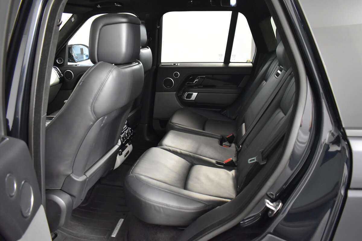 Land Rover Range Rover с пробегом — 2013 год. Фото: #16