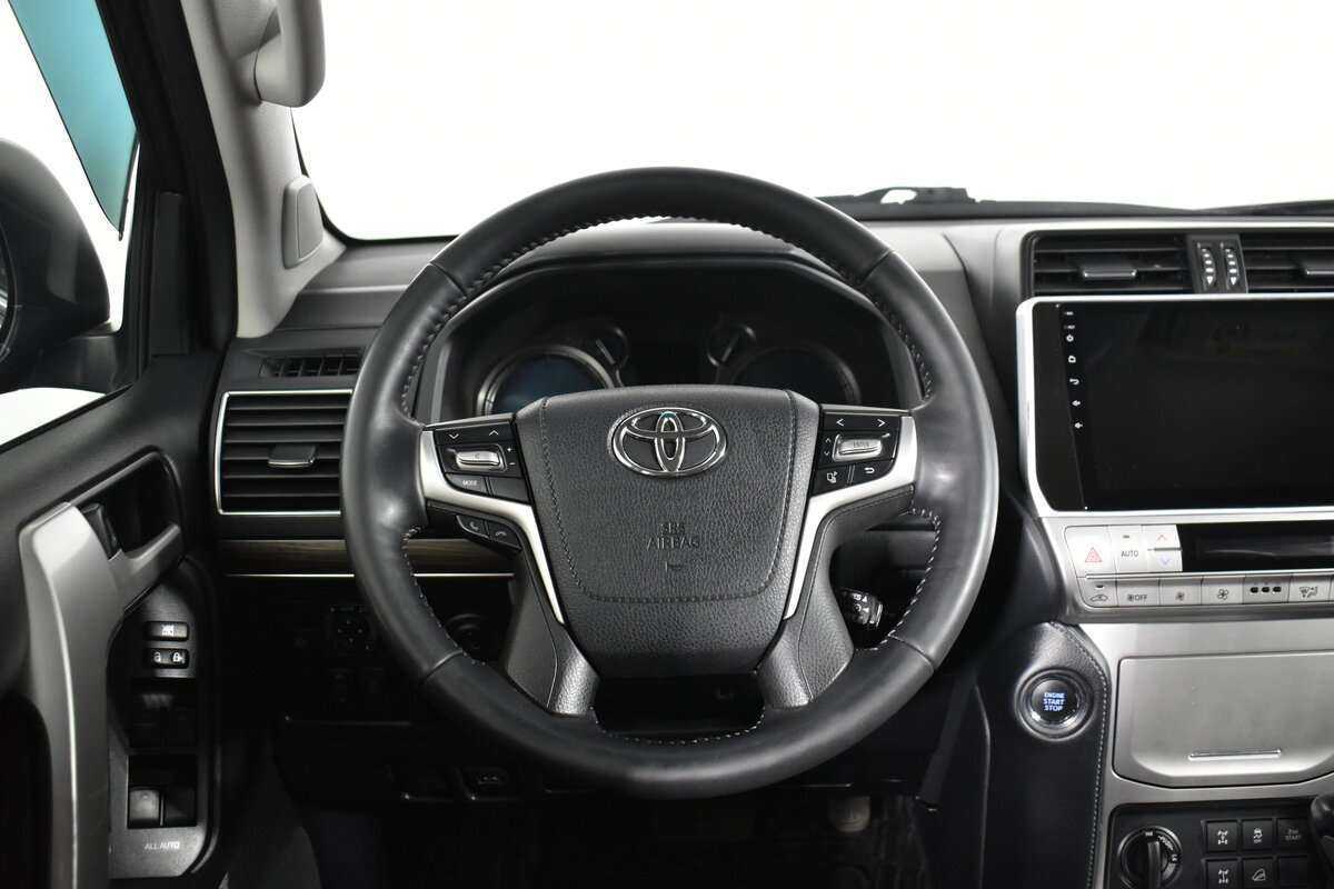 Toyota Land Cruiser Prado с пробегом — 2018 год. Фото: #16