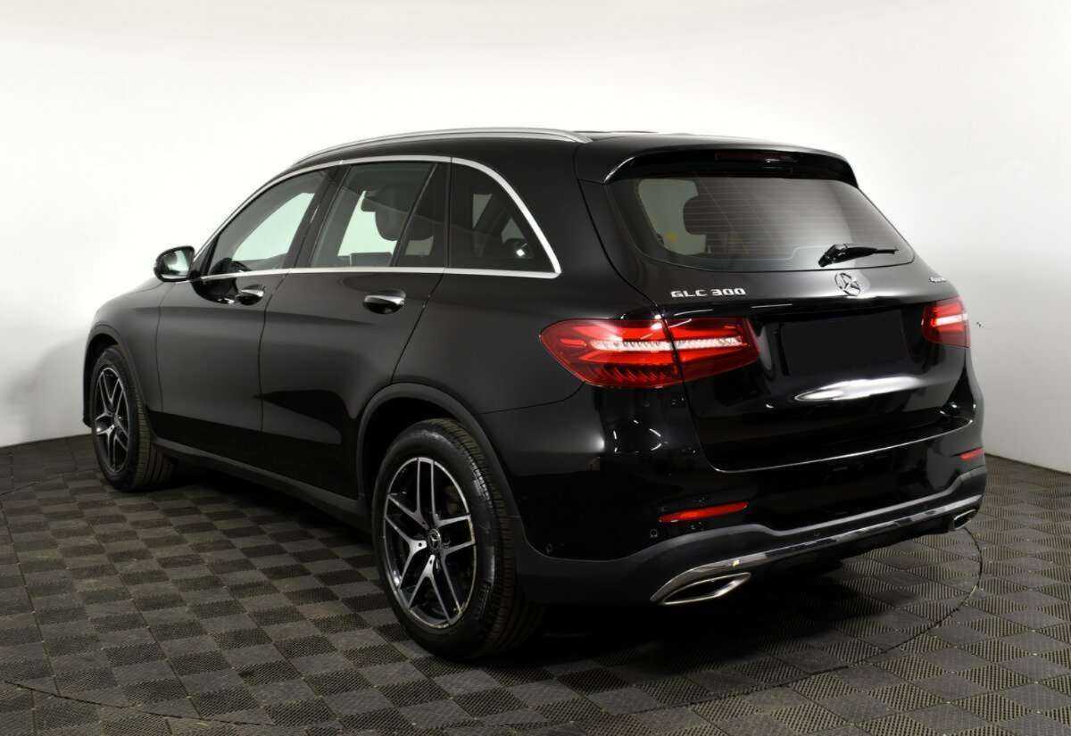 Mercedes-Benz GLC с пробегом — 2018 год. Фото: #4