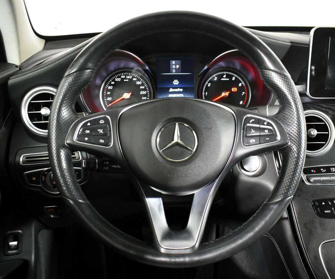 Mercedes-Benz GLC с пробегом — 2018 год. Фото: #6