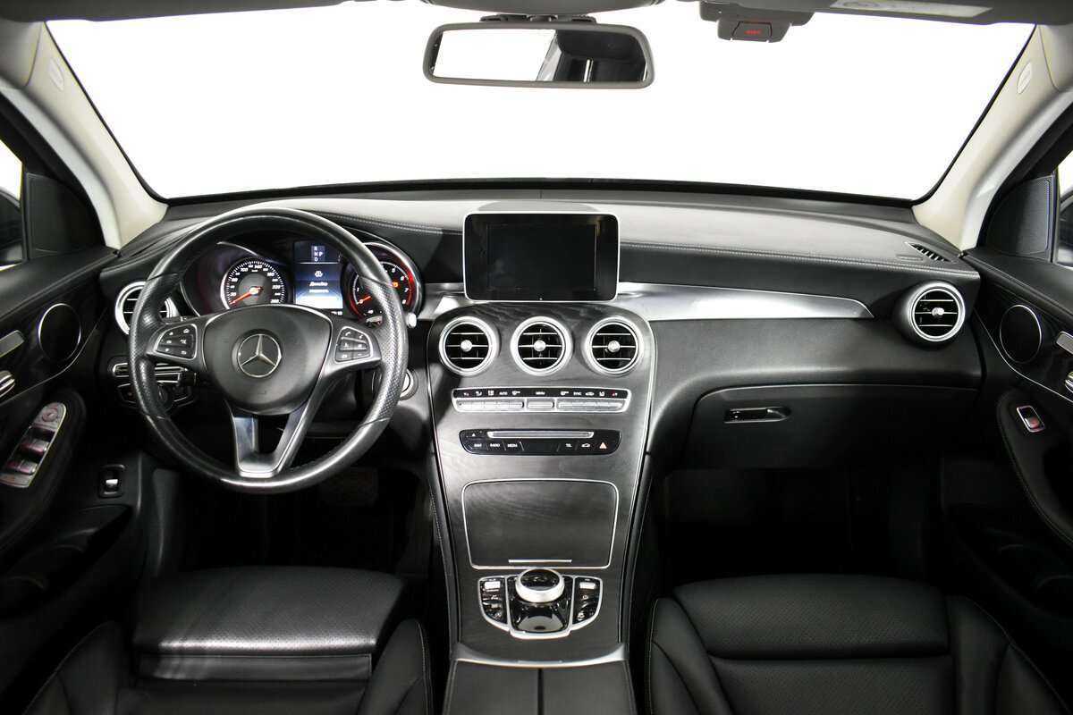 Mercedes-Benz GLC с пробегом — 2018 год. Фото: #8
