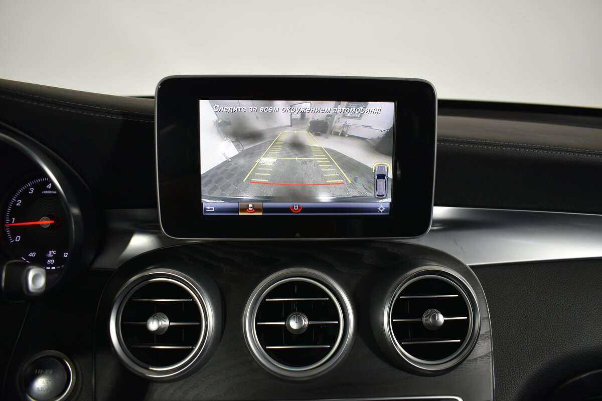 Mercedes-Benz GLC с пробегом — 2018 год. Фото: #10