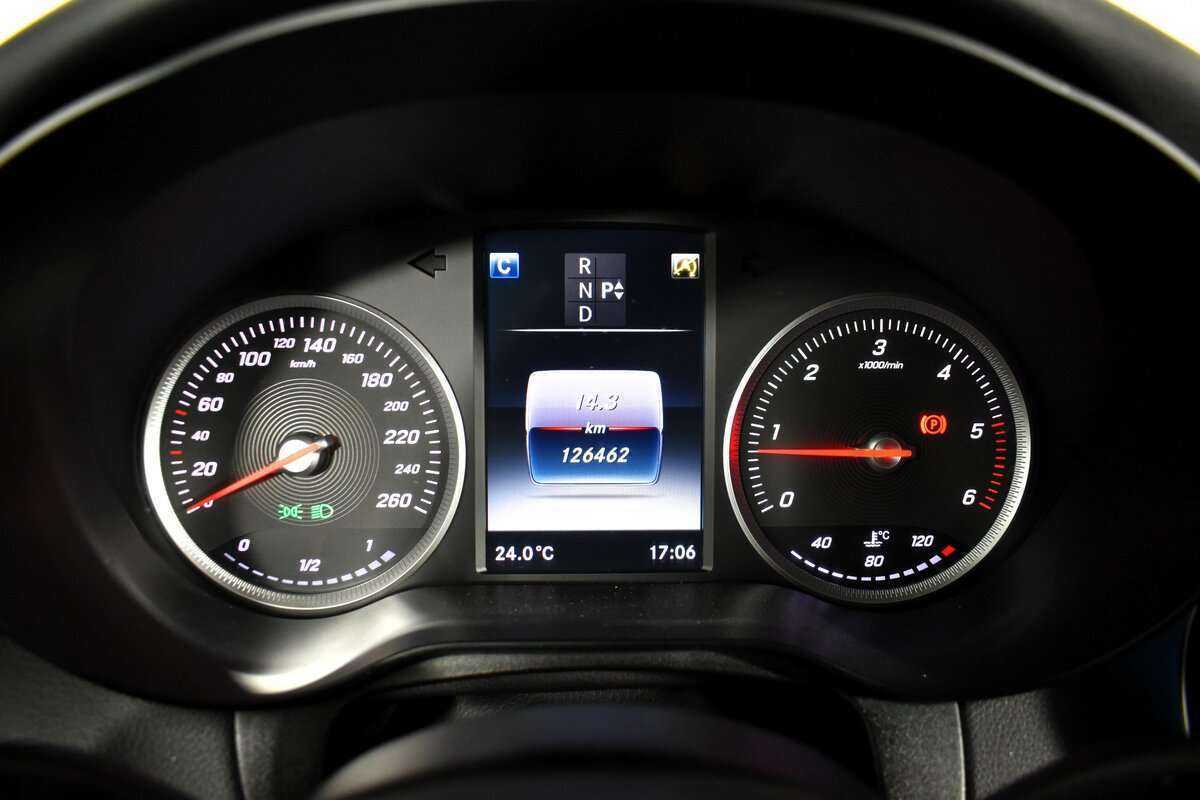 Mercedes-Benz GLC с пробегом — 2015 год. Фото: #5