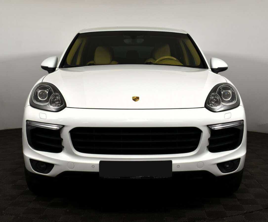 Porsche Cayenne с пробегом — 2015 год. Фото: #1