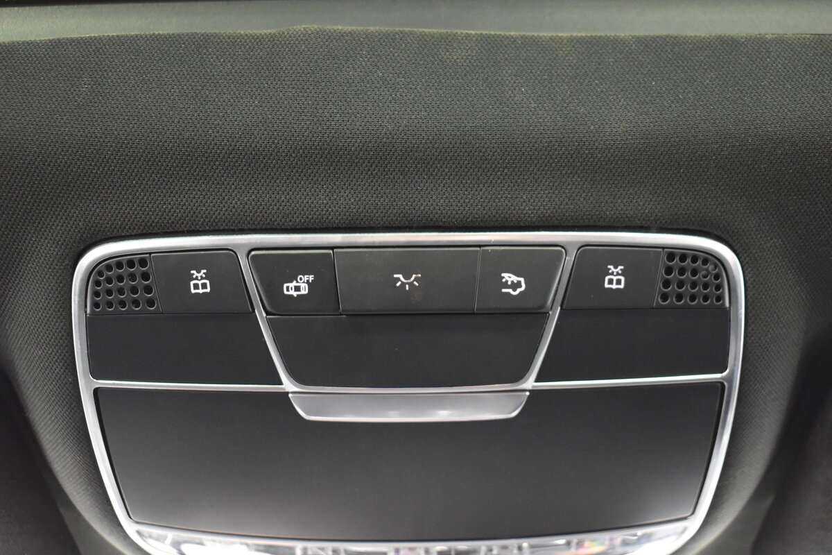 Mercedes-Benz S-Класс с пробегом — 2015 год. Фото: #6