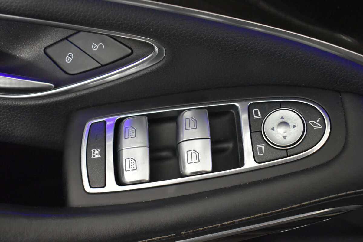 Mercedes-Benz S-Класс с пробегом — 2015 год. Фото: #16