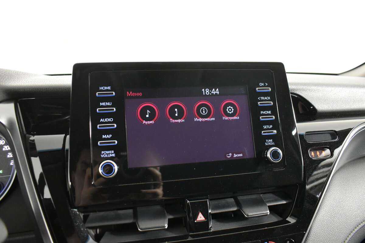 Toyota Camry с пробегом — 2021 год. Фото: #18