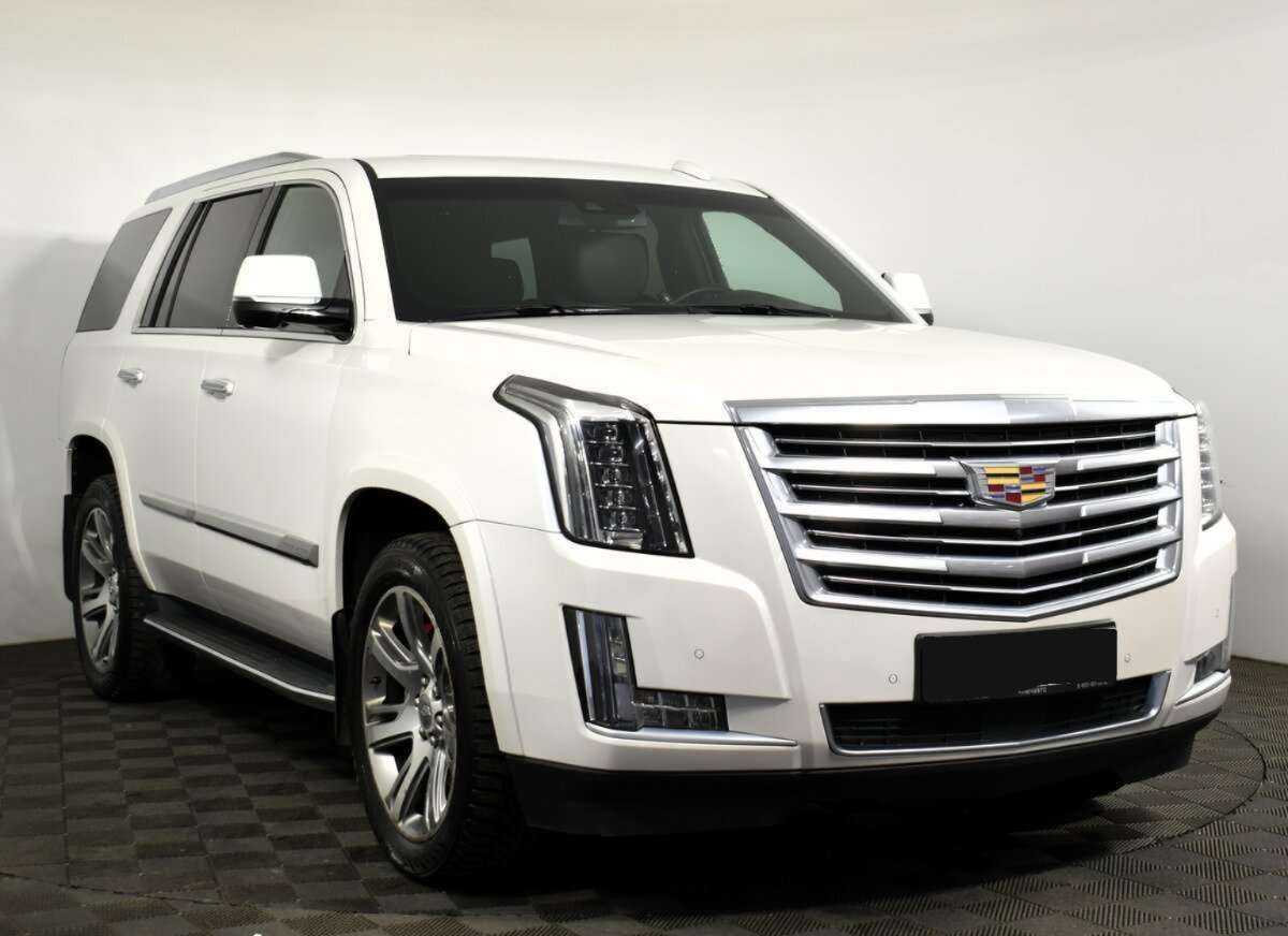 Cadillac Escalade с пробегом — 2016 год. Фото: #2