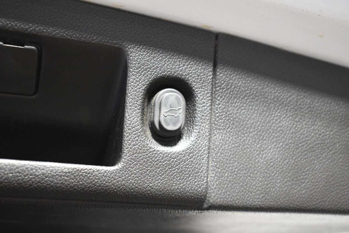 Cadillac Escalade с пробегом — 2016 год. Фото: #7