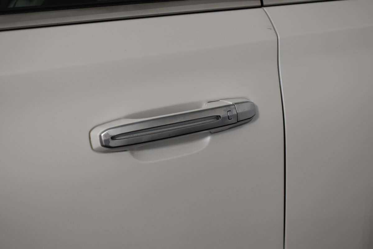 Cadillac Escalade с пробегом — 2016 год. Фото: #8