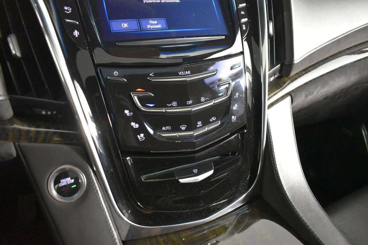 Cadillac Escalade с пробегом — 2016 год. Фото: #26