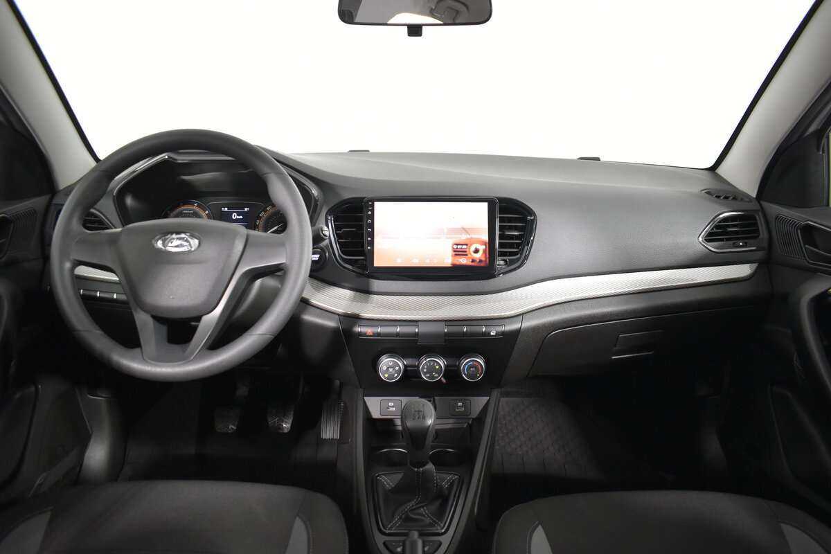 Lada (ВАЗ) Vesta с пробегом — 2024 год. Фото: #8