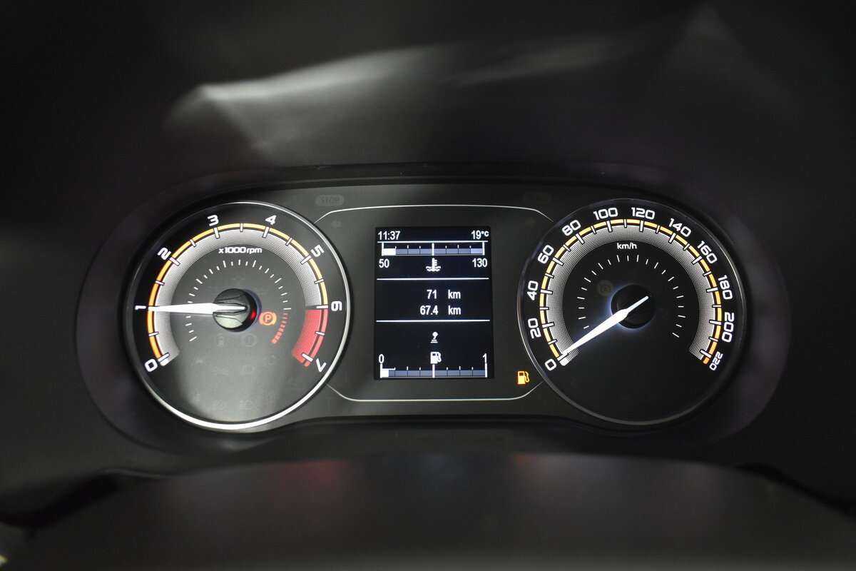 Lada (ВАЗ) Vesta с пробегом — 2024 год. Фото: #13