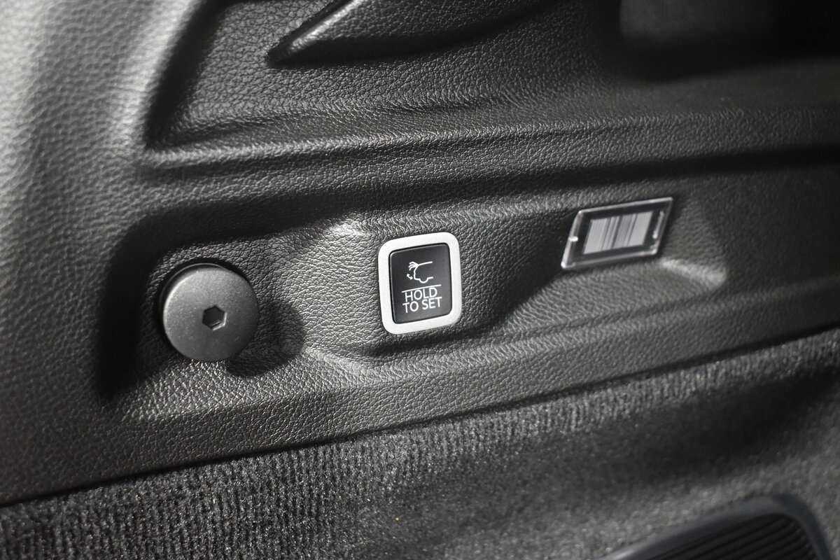 Jeep Grand Cherokee с пробегом — 2022 год. Фото: #7