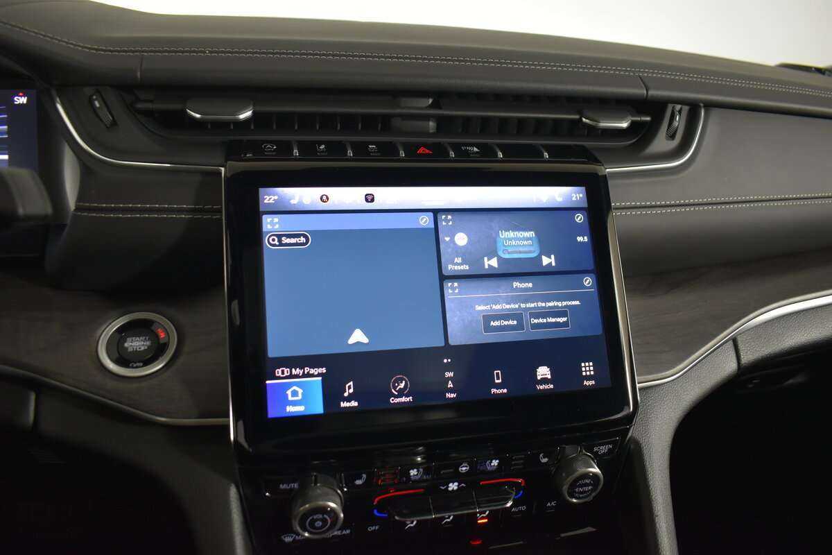 Jeep Grand Cherokee с пробегом — 2022 год. Фото: #24