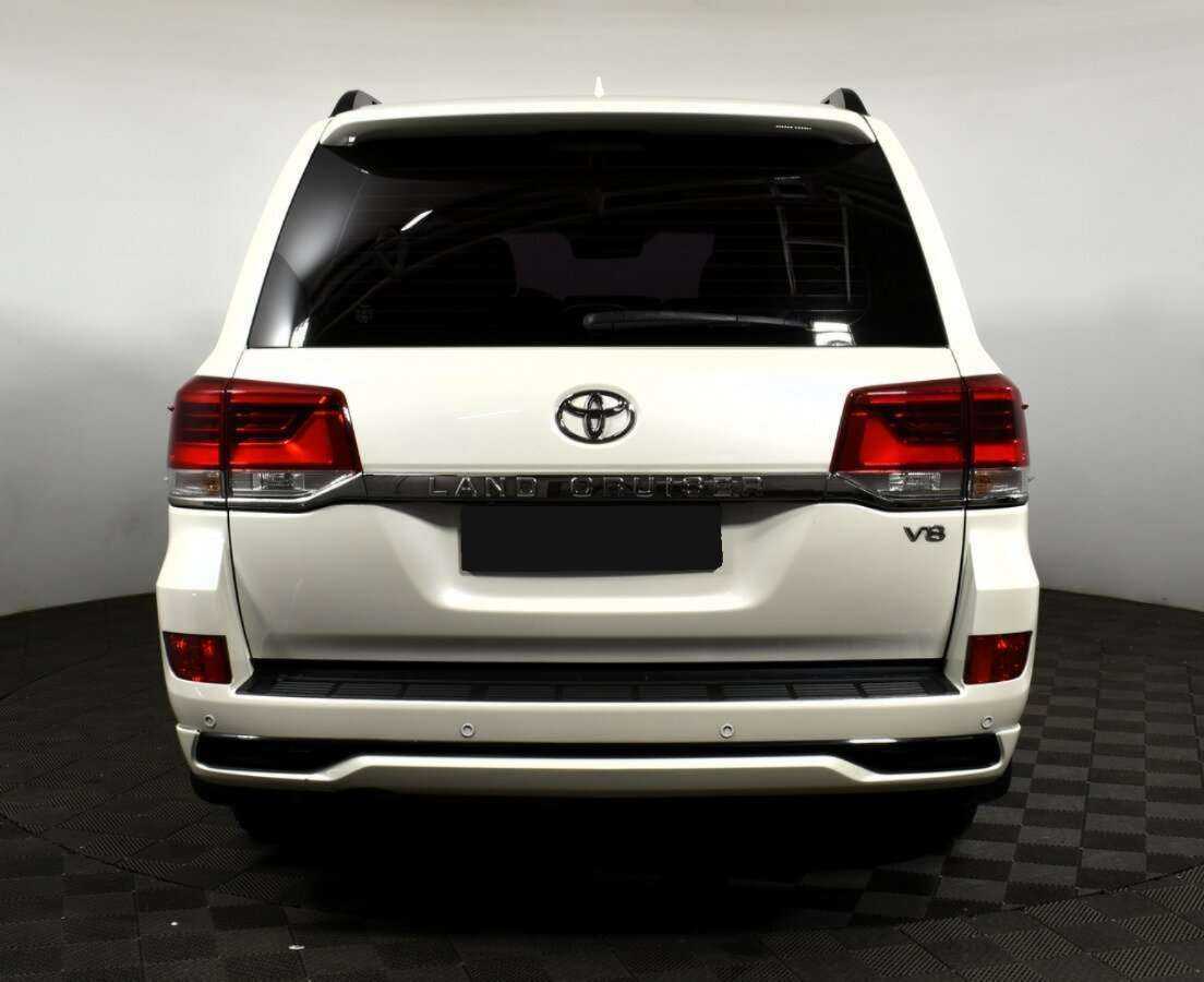 Toyota Land Cruiser с пробегом — 2016 год. Фото: #4