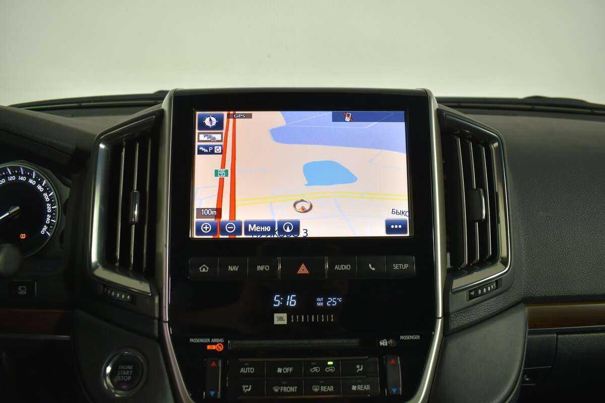 Toyota Land Cruiser с пробегом — 2016 год. Фото: #11