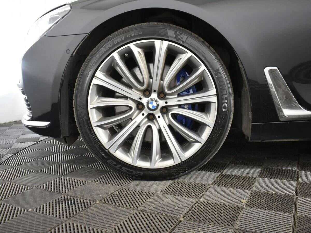 BMW 7 серии с пробегом — 2017 год. Фото: #5