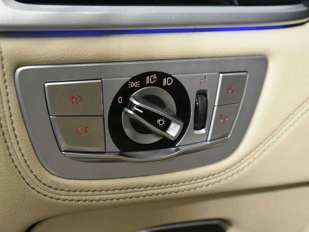 BMW 7 серии с пробегом — 2017 год. Фото: #22