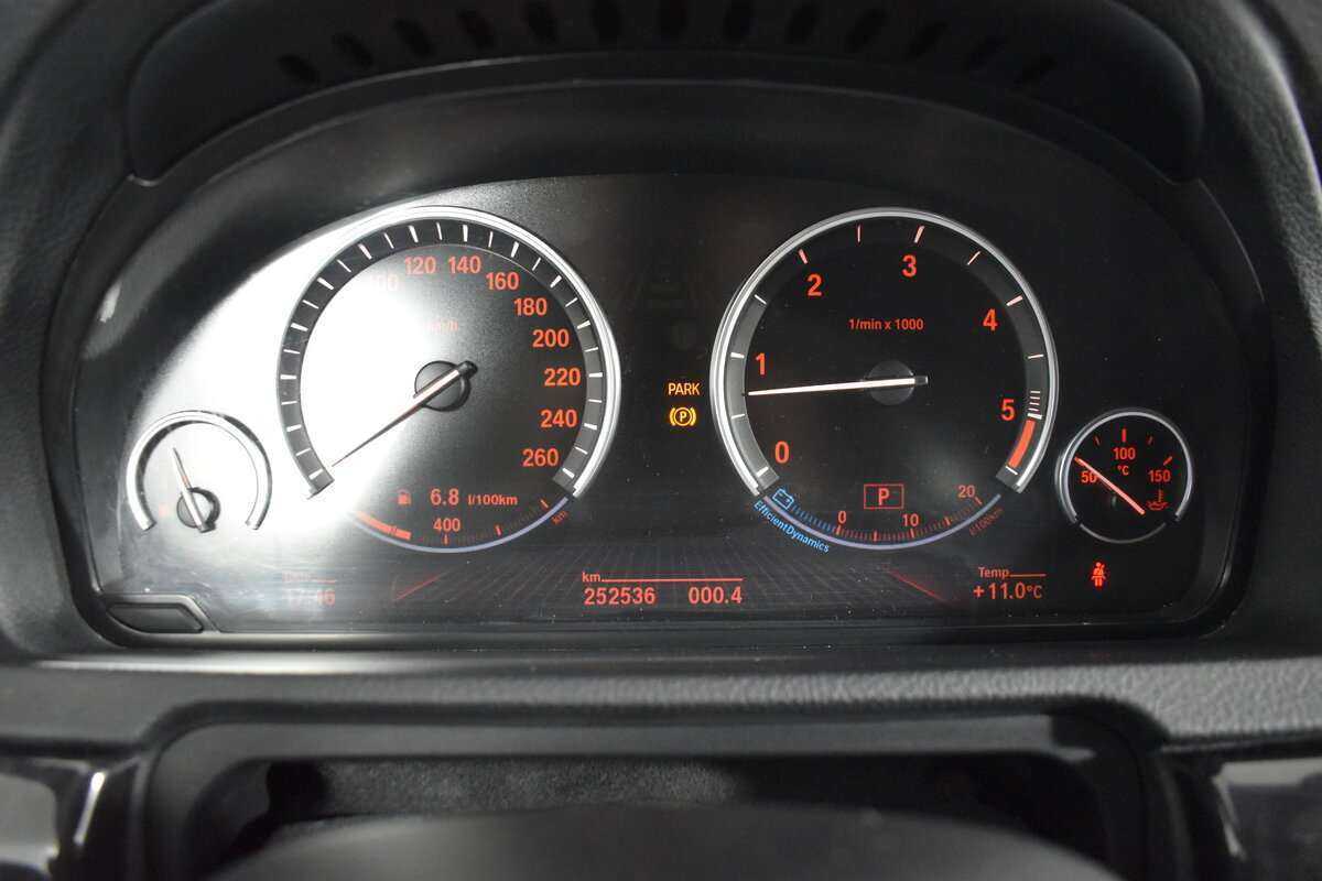 BMW 5 серии с пробегом — 2010 год. Фото: #14