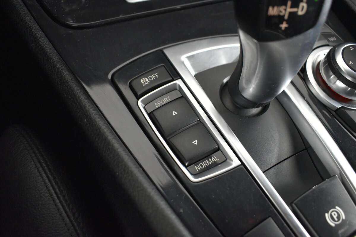 BMW 5 серии с пробегом — 2010 год. Фото: #16