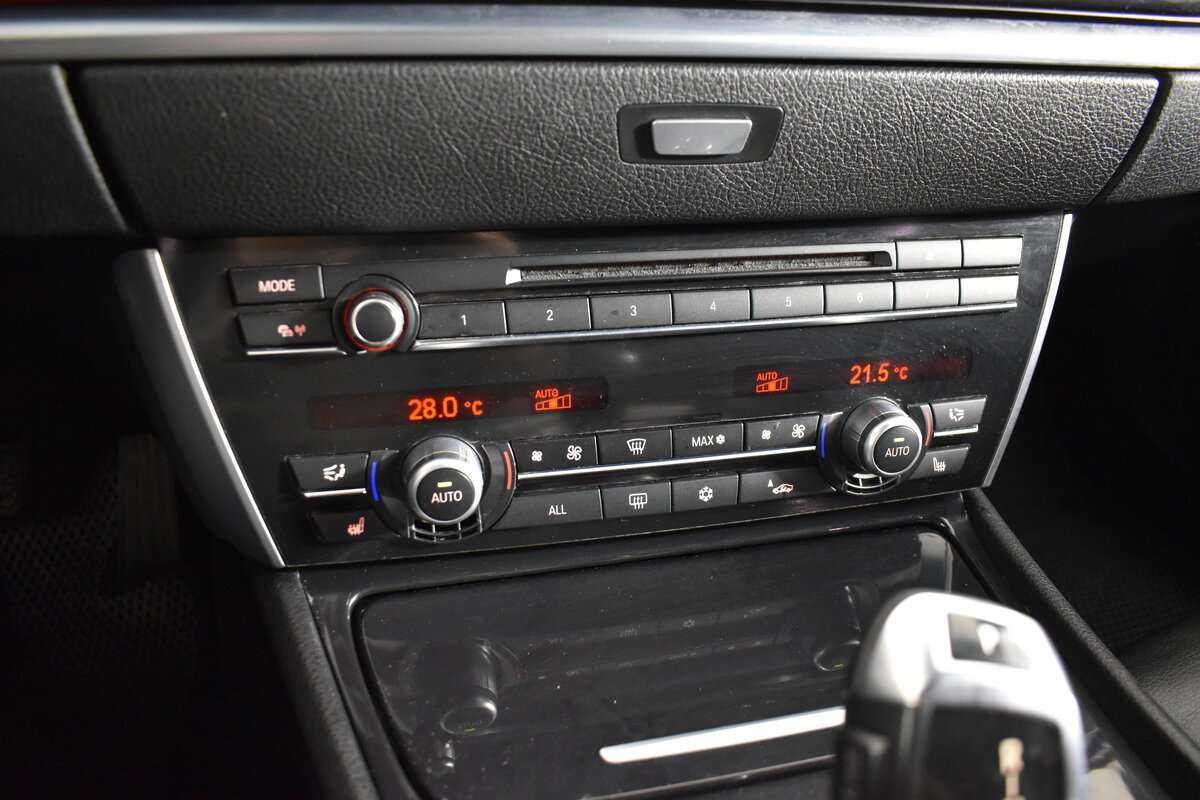 BMW 5 серии с пробегом — 2010 год. Фото: #18