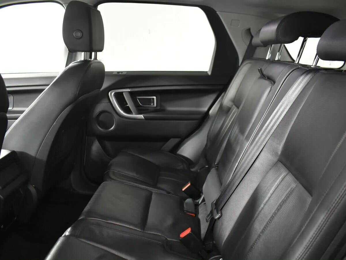 Land Rover Discovery Sport с пробегом — 2016 год. Фото: #6