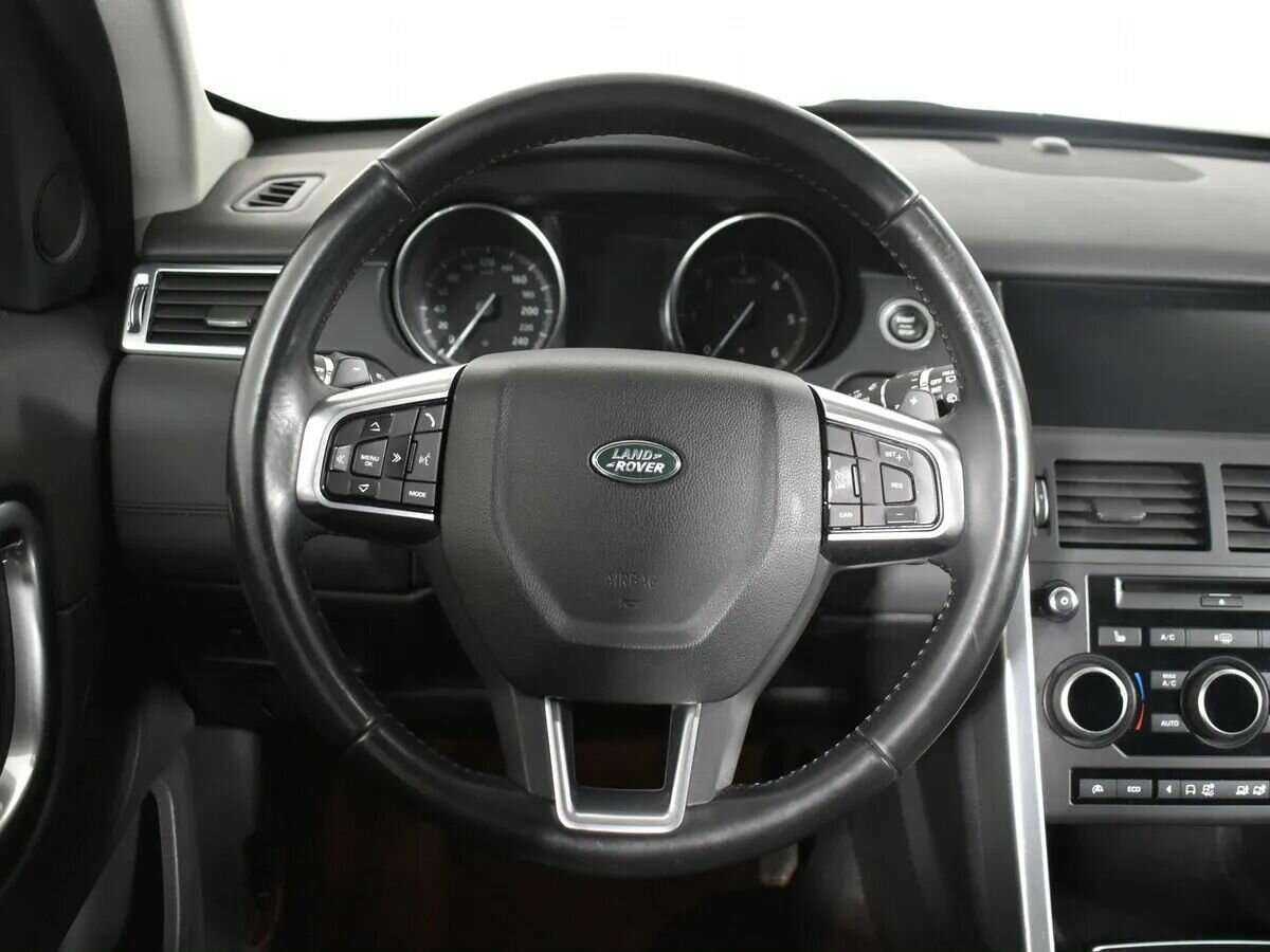 Land Rover Discovery Sport с пробегом — 2016 год. Фото: #13