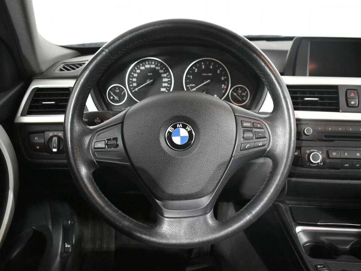 BMW 3 серии с пробегом — 2014 год. Фото: #7