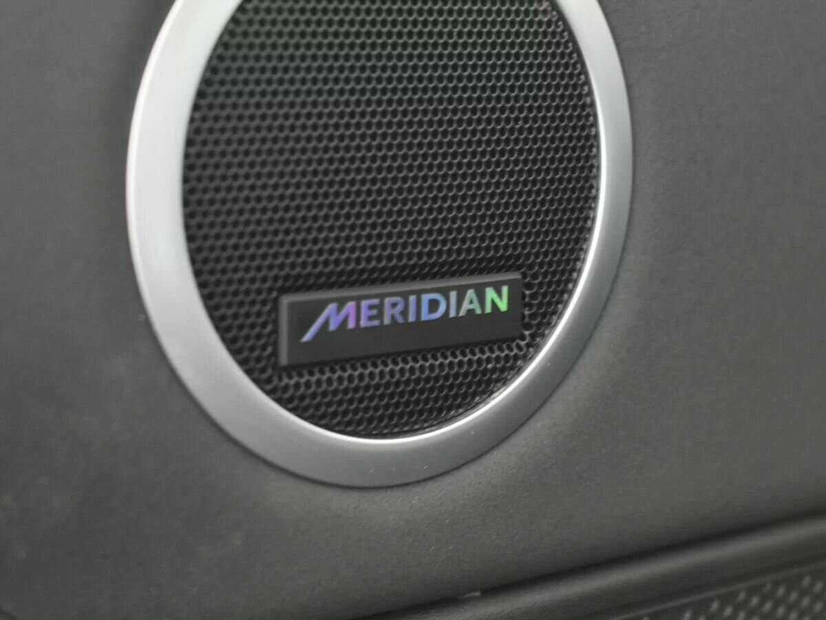 Land Rover Discovery с пробегом — 2018 год. Фото: #9