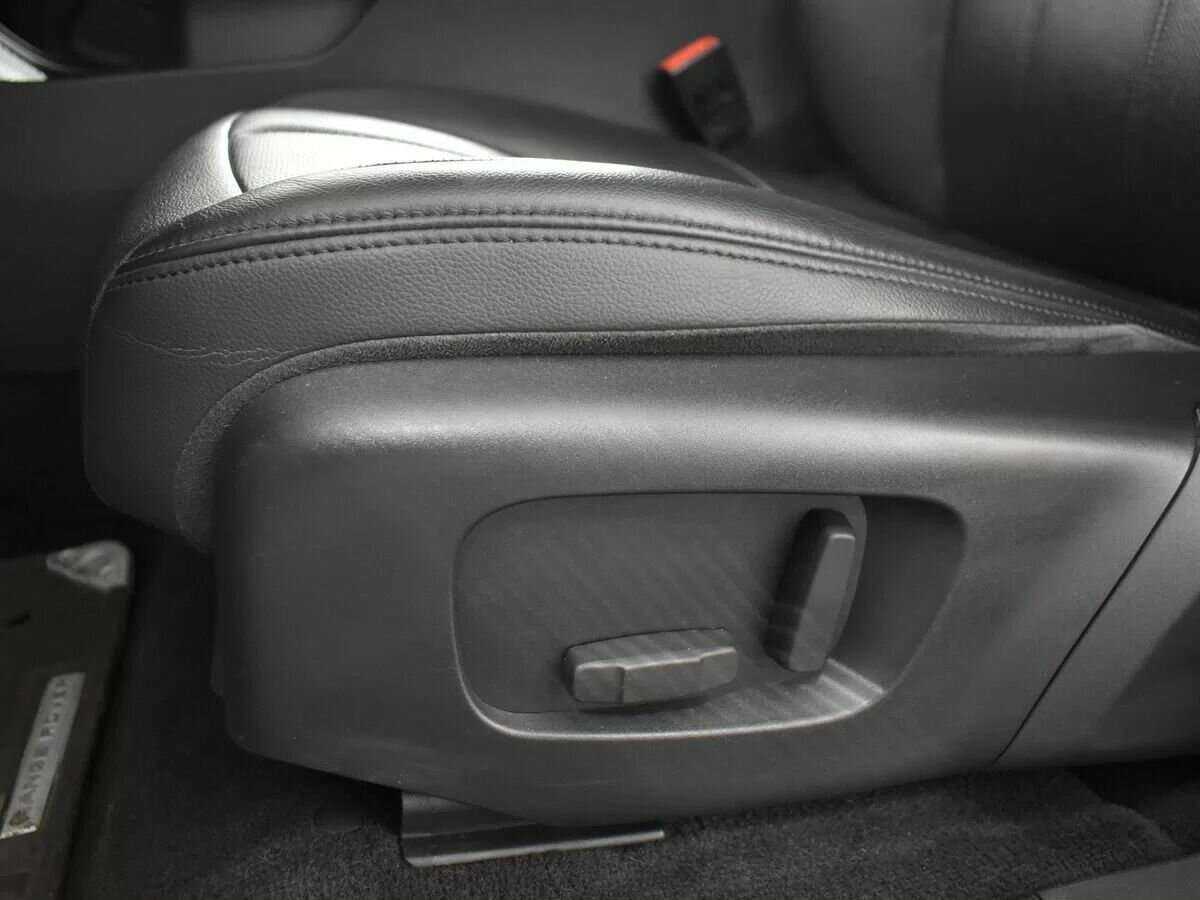 Land Rover Range Rover Evoque с пробегом — 2019 год. Фото: #24