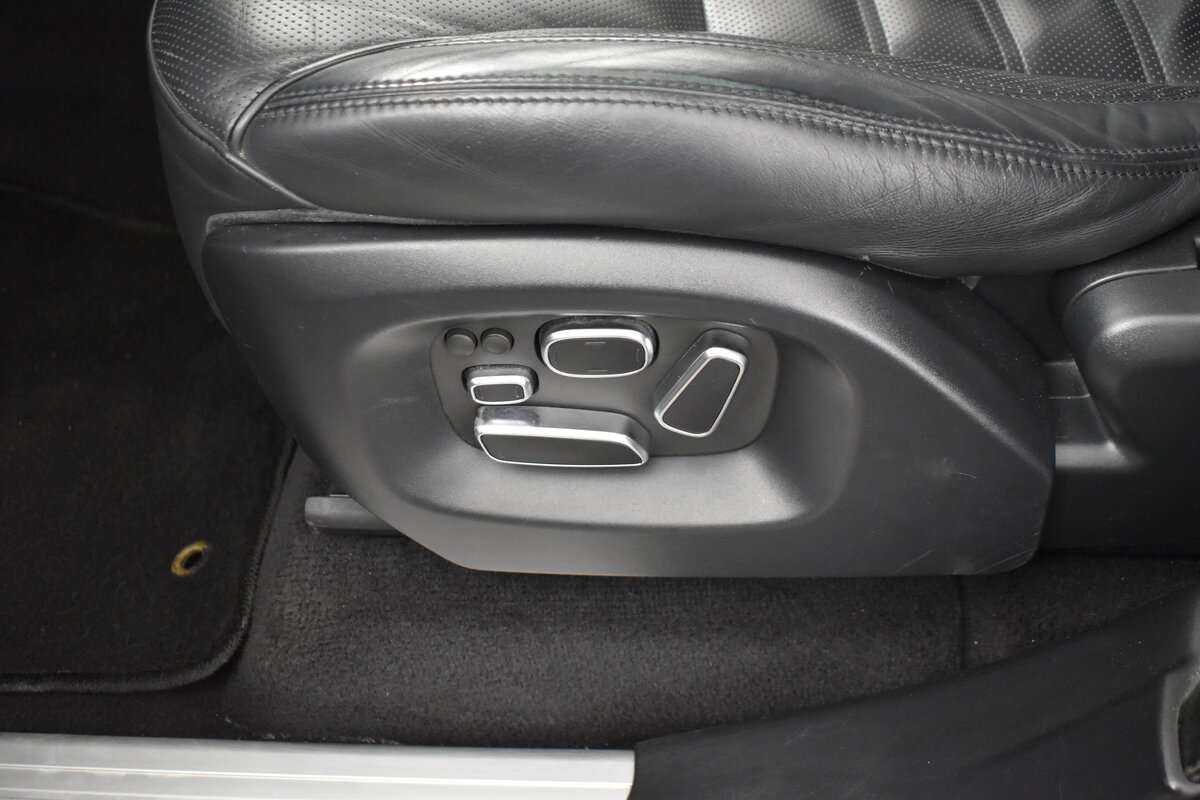 Land Rover Range Rover Sport с пробегом — 2013 год. Фото: #11