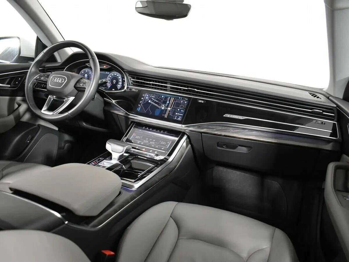 Audi Q8 с пробегом — 2018 год. Фото: #11