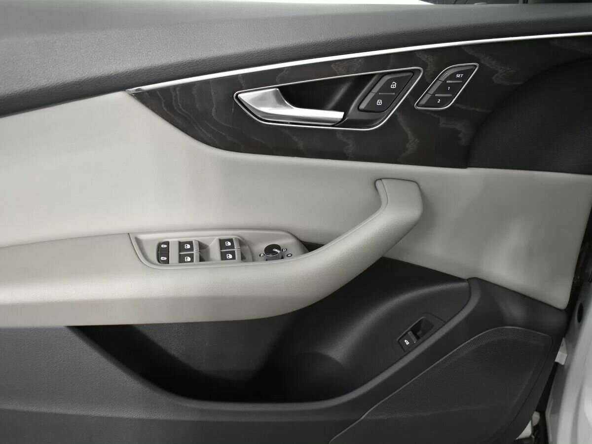 Audi Q8 с пробегом — 2018 год. Фото: #21