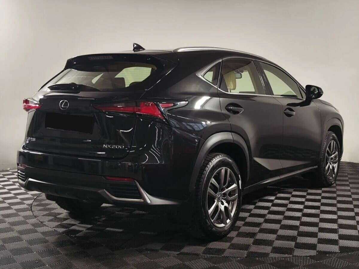 Lexus NX с пробегом — 2018 год. Фото: #2