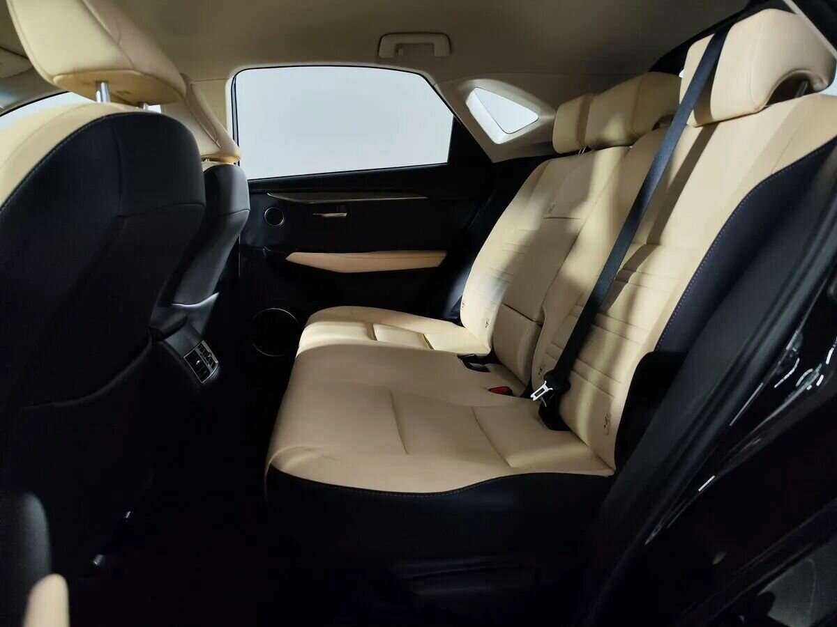 Lexus NX с пробегом — 2018 год. Фото: #8