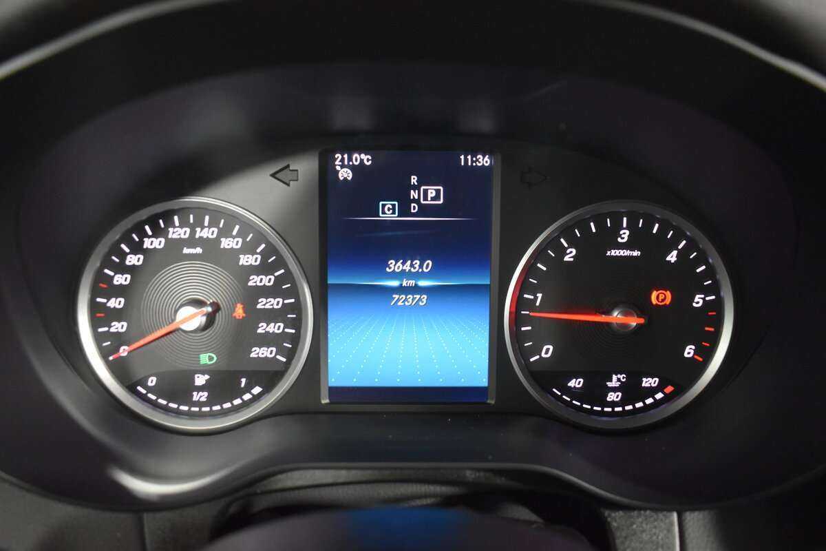 Mercedes-Benz GLC с пробегом — 2021 год. Фото: #13