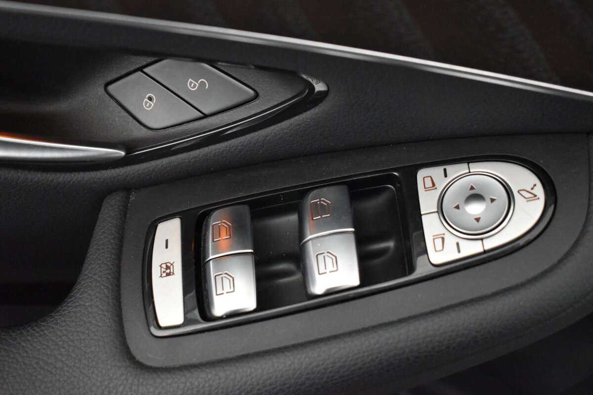 Mercedes-Benz GLC с пробегом — 2021 год. Фото: #21