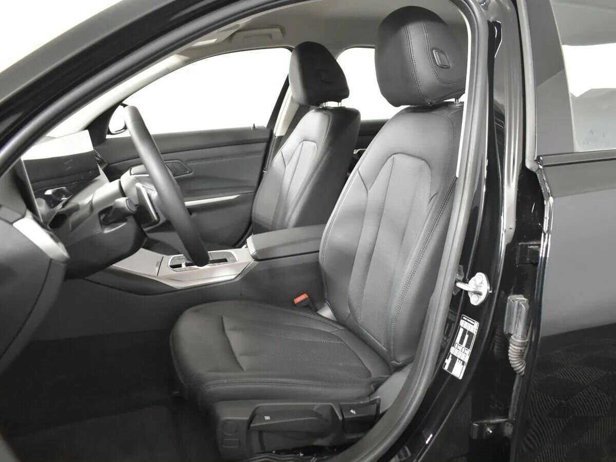 BMW 3 серии с пробегом — 2023 год. Фото: #9