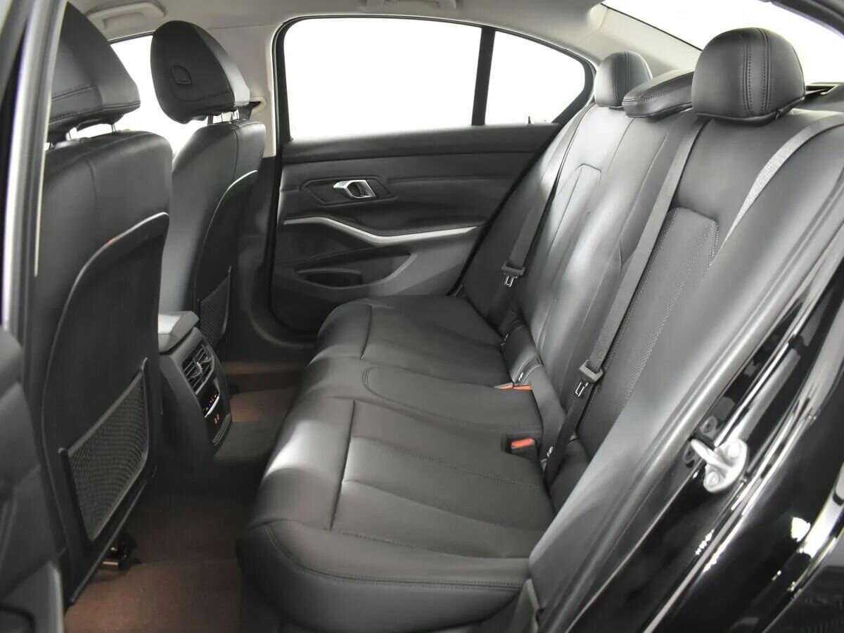 BMW 3 серии с пробегом — 2023 год. Фото: #26