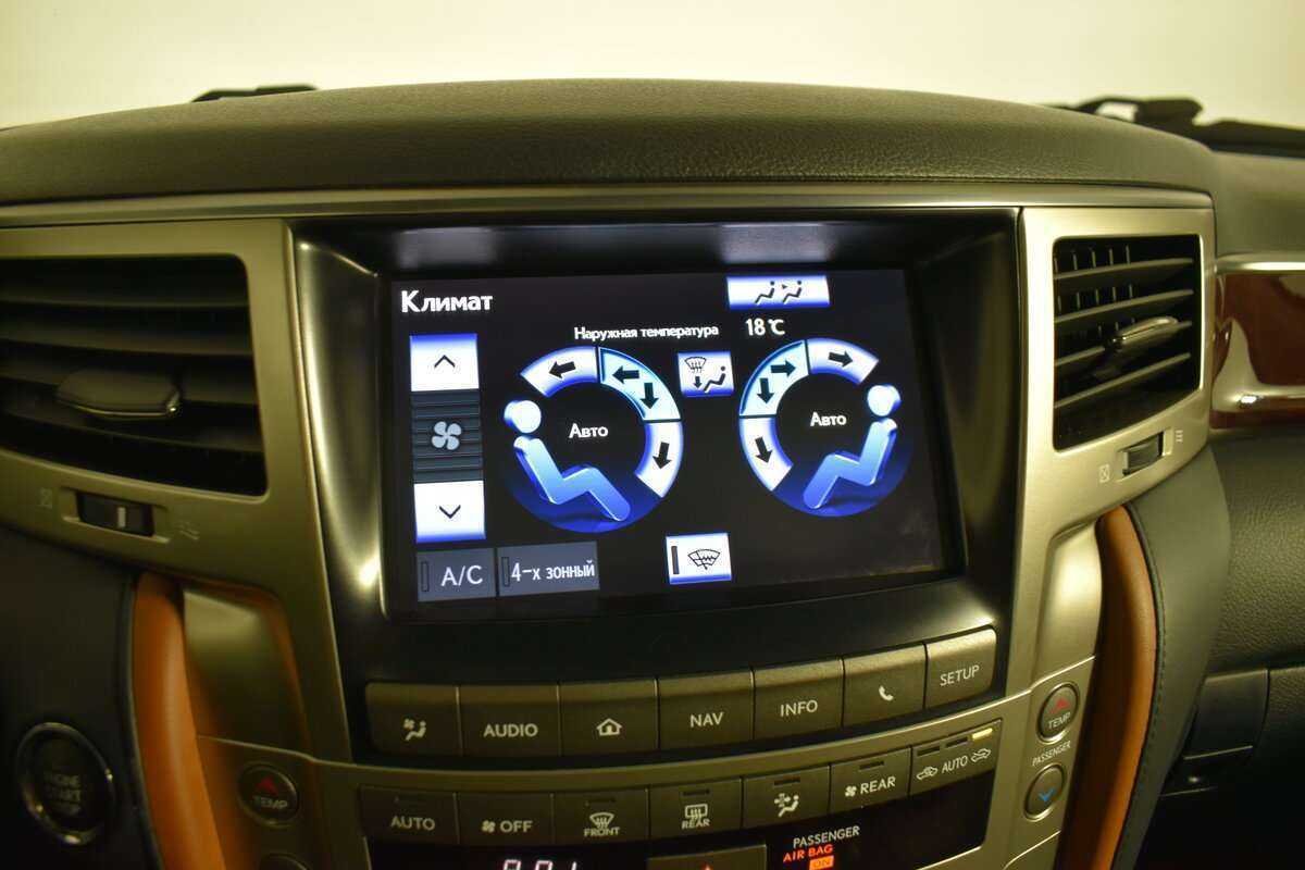 Lexus LX с пробегом — 2013 год. Фото: #21