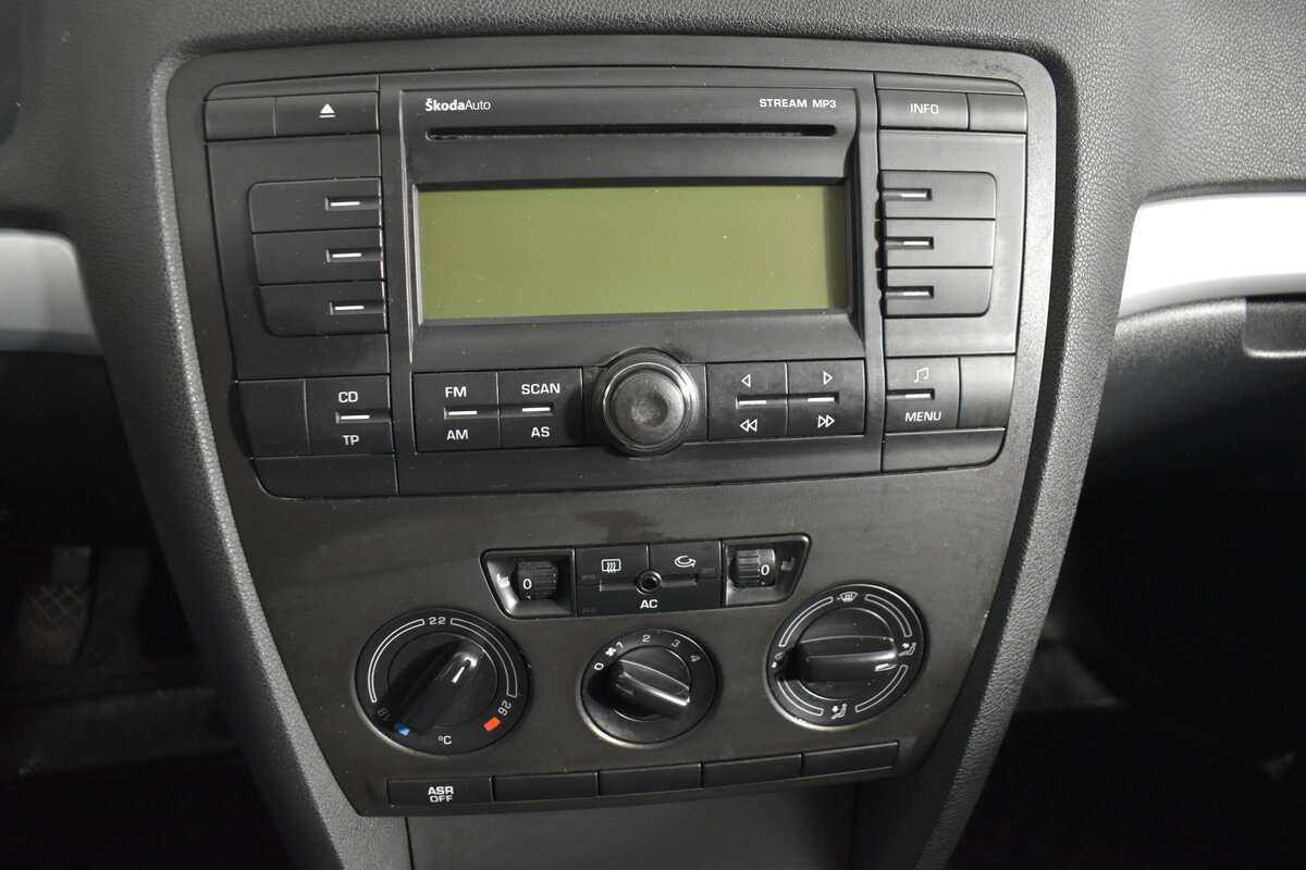 Skoda Octavia с пробегом — 2008 год. Фото: #15