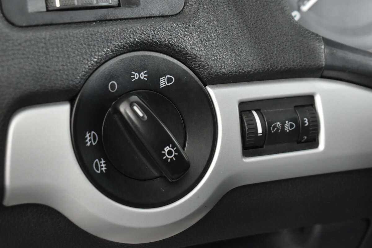 Skoda Octavia с пробегом — 2008 год. Фото: #16