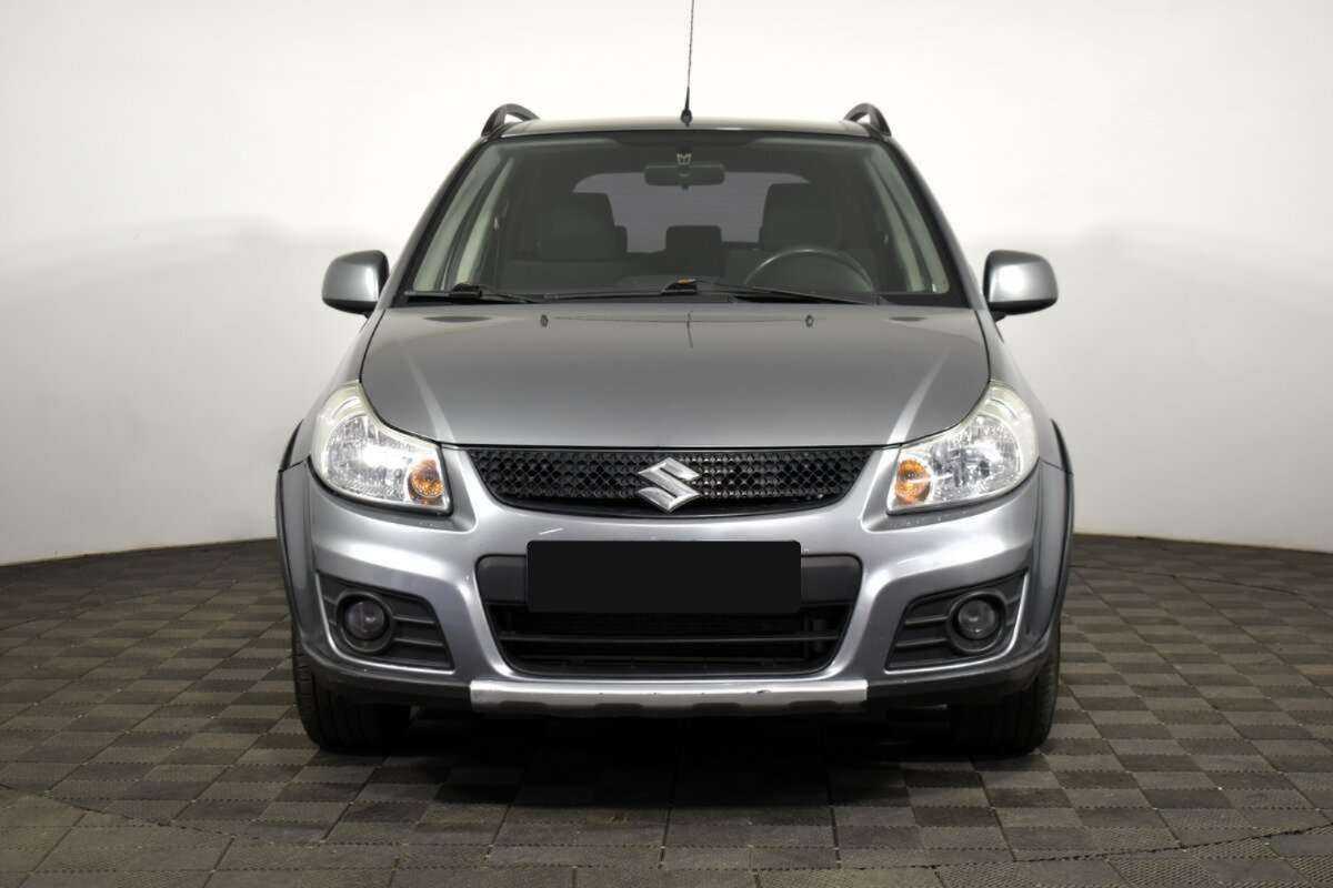 Suzuki SX4 с пробегом — 2013 год. Фото: #1