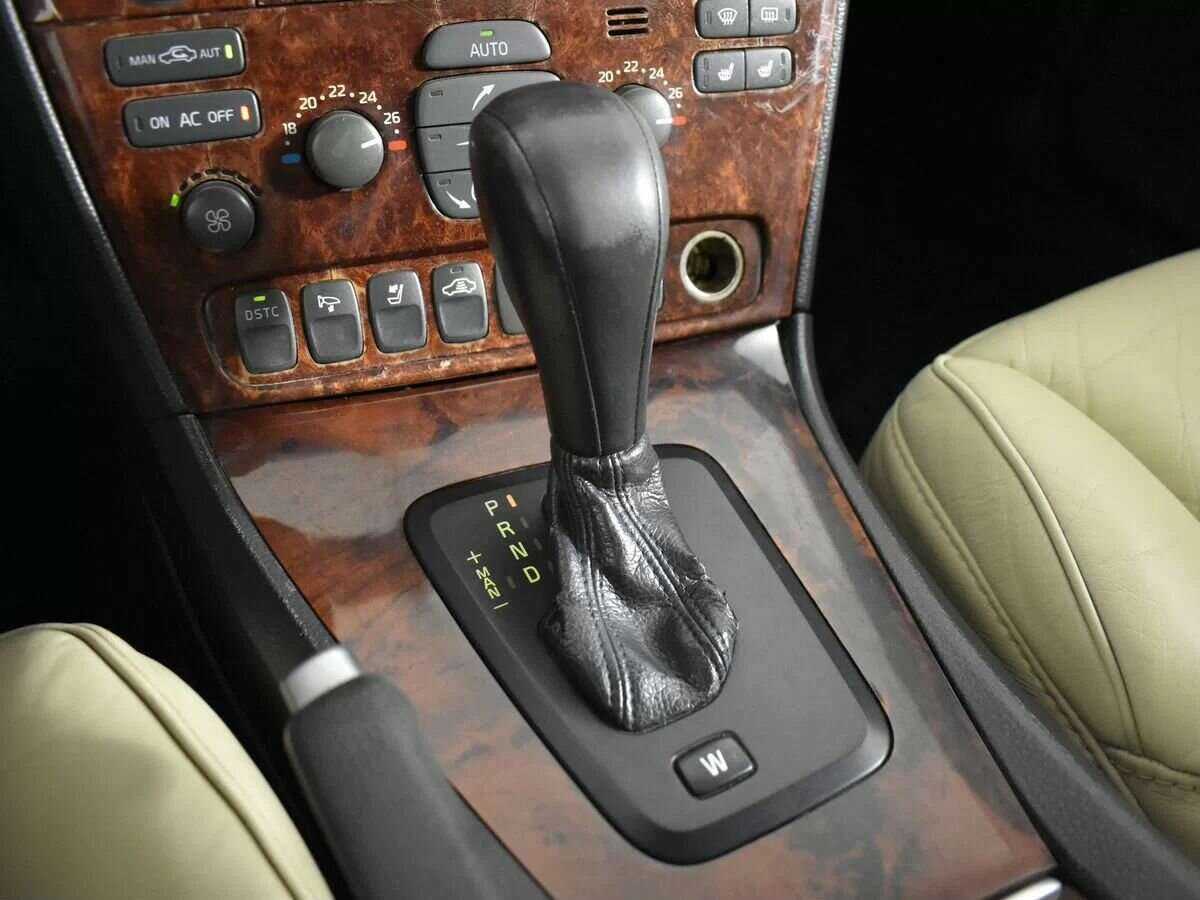 Volvo S60 с пробегом — 2005 год. Фото: #12