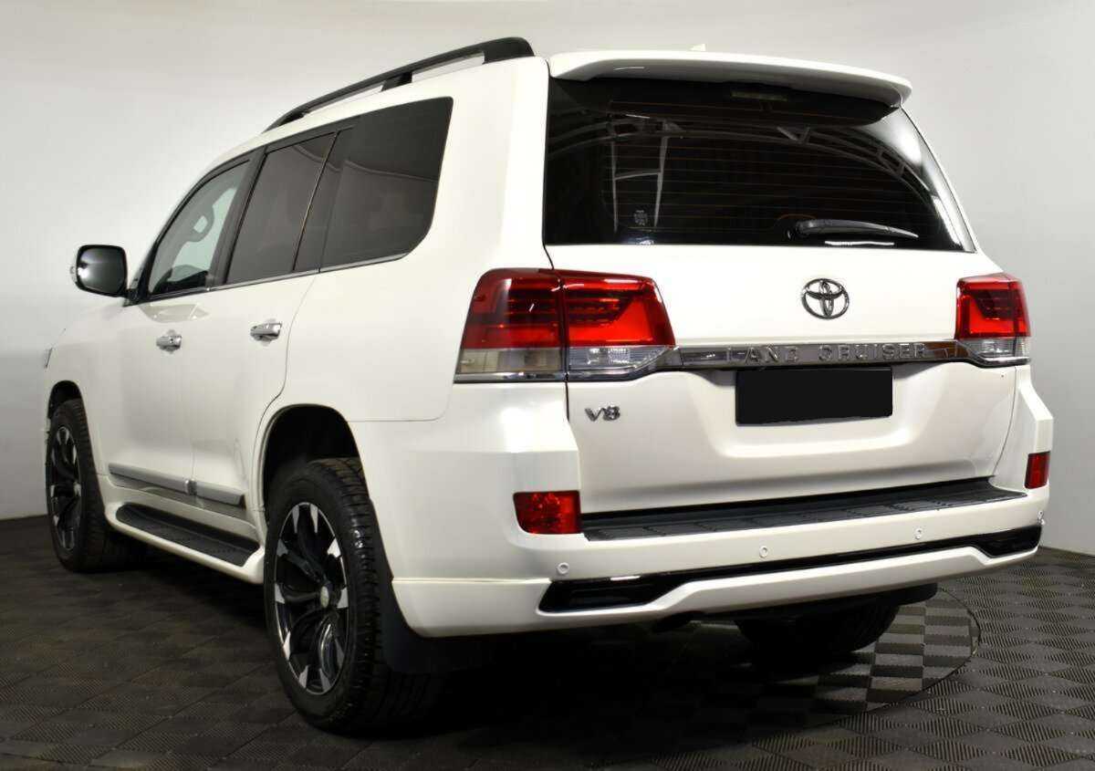 Toyota Land Cruiser с пробегом — 2016 год. Фото: #5
